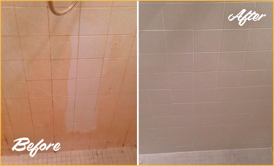 Before and After Picture of a Ocean City Porcelaine Shower Cleaned to Remove Soap Scum